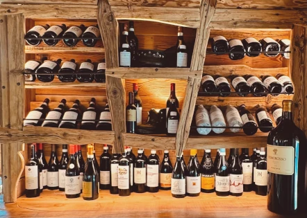 Espositore vini - Ristorante Grange Tachier